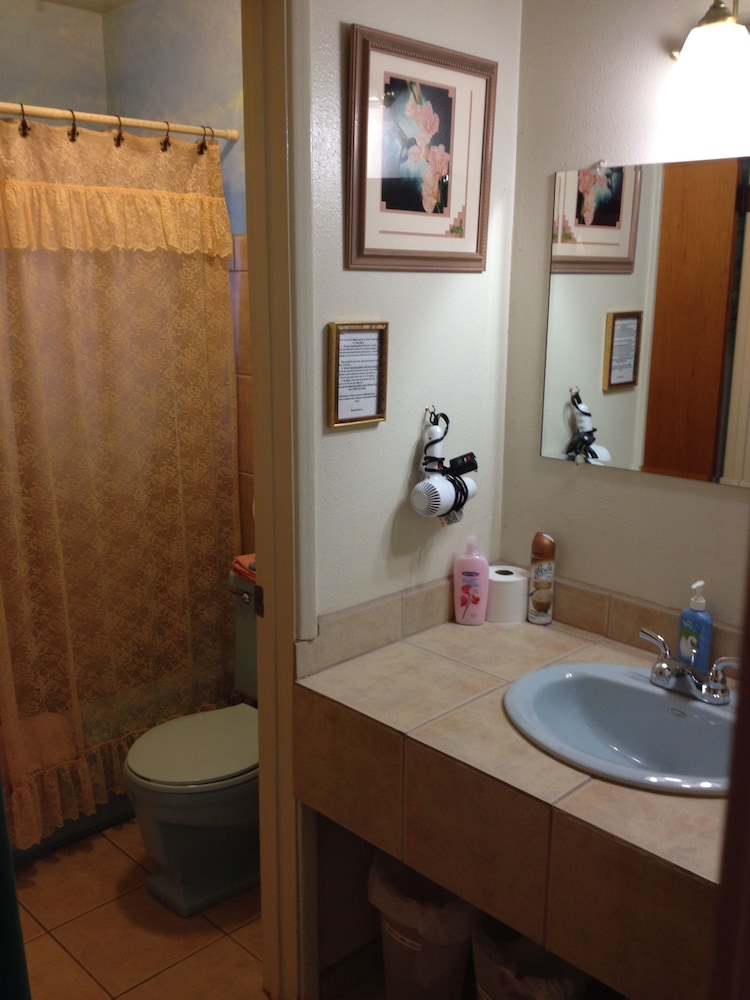 Mountain Haven Inn - photo 40