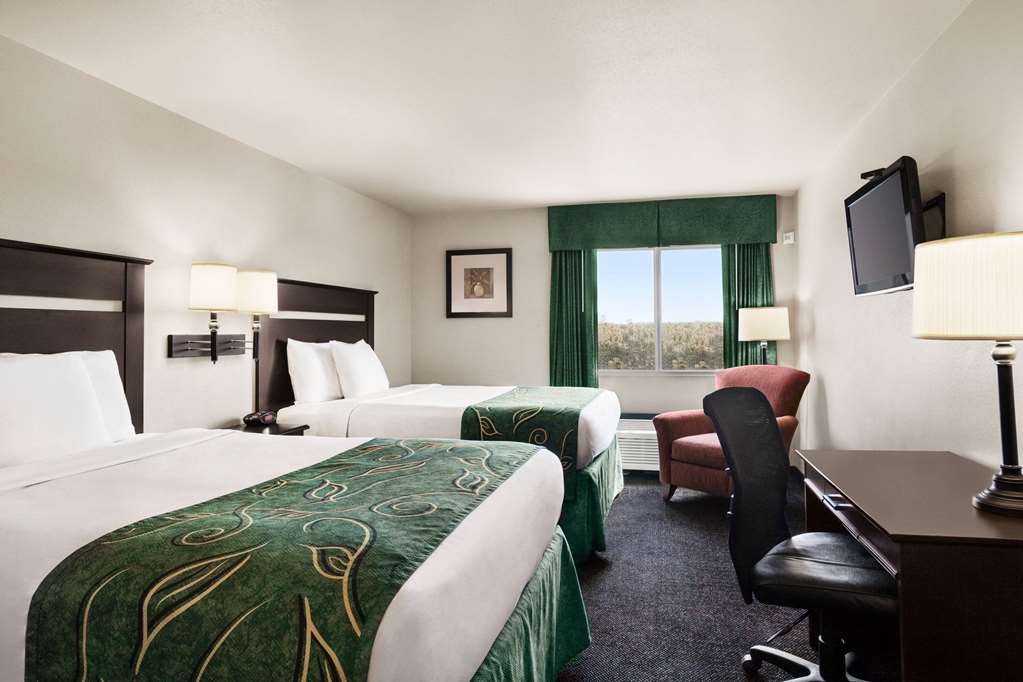 Travelodge by Wyndham McAlester - photo 12