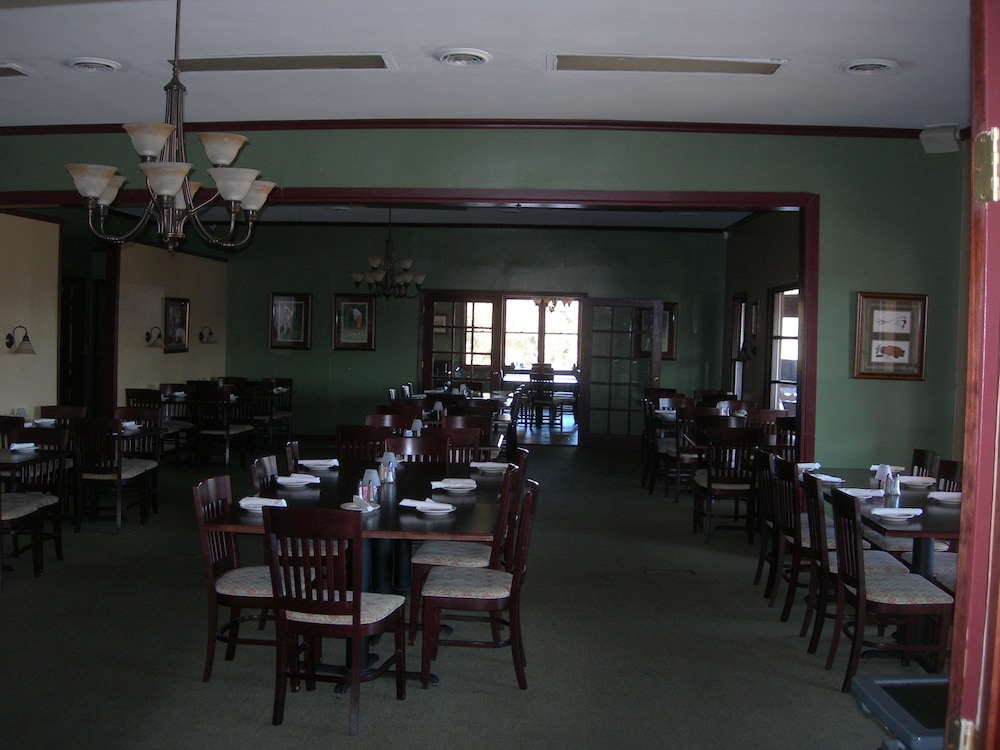 Baneberry Golf and Resort - photo 17