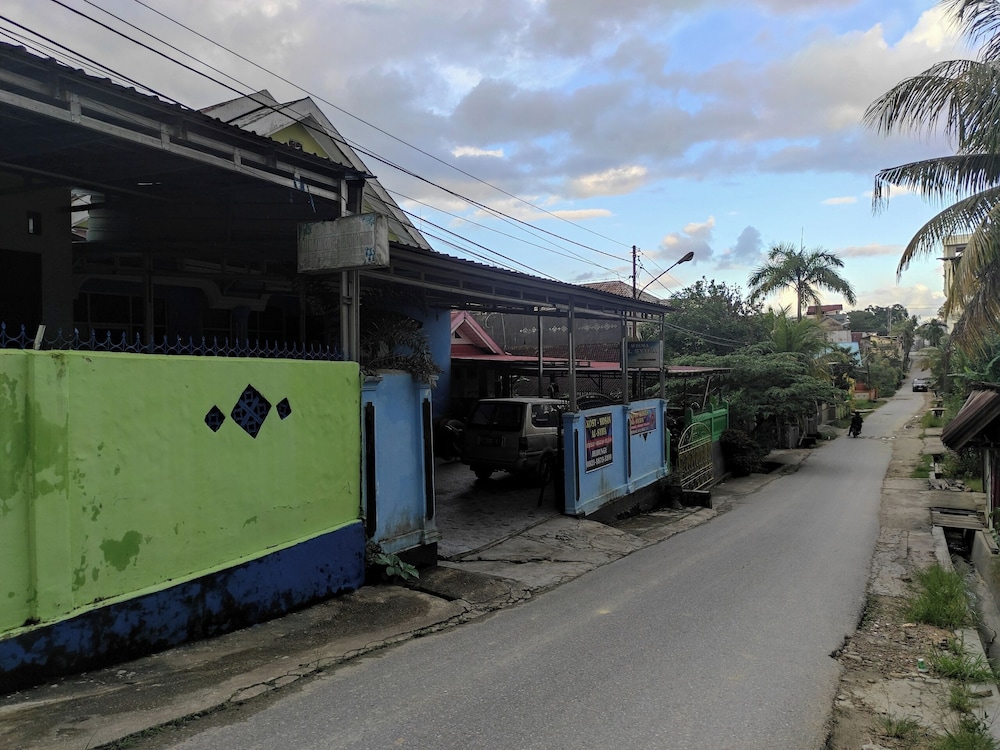 Penginapan Syariah Al Syifa By Oyo — Kendari