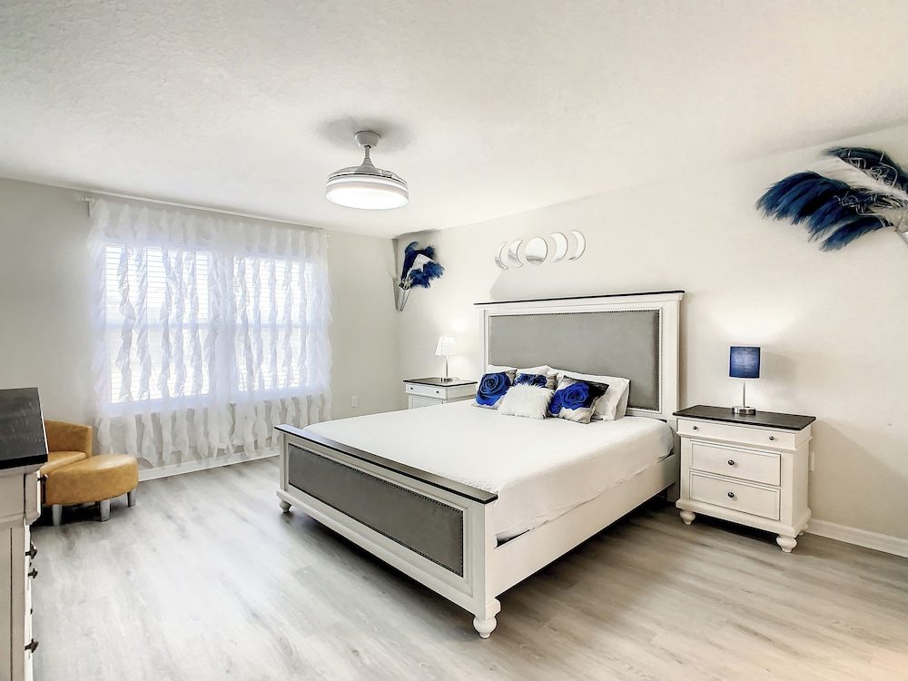 A Touch of Blue at Windsor Island Resort - photo 4
