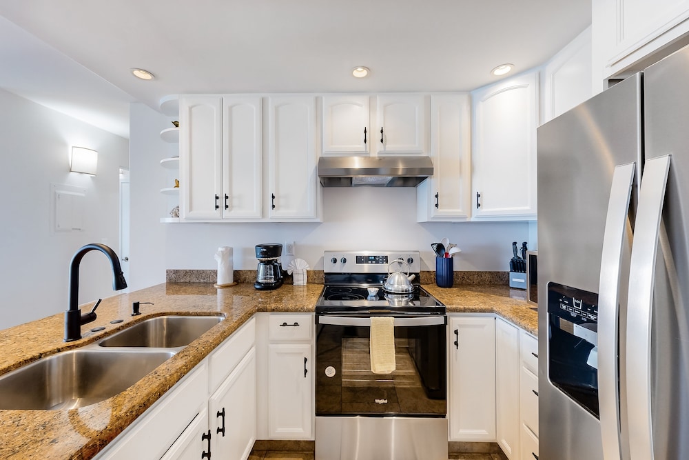 Hololani Resort Vacation Rentals - photo 11