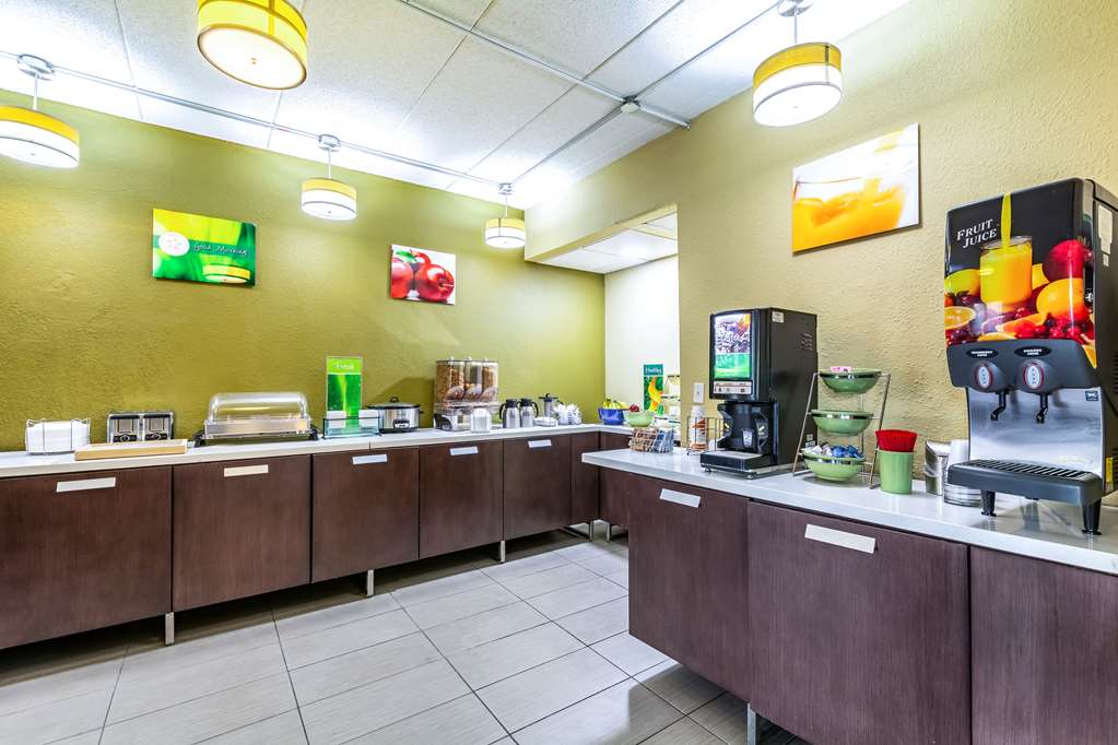 Quality Inn & Suites Southport - photo 36
