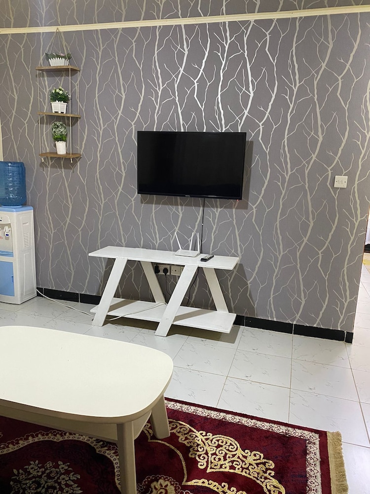 Lux Suites Millward Apartments Utawala
