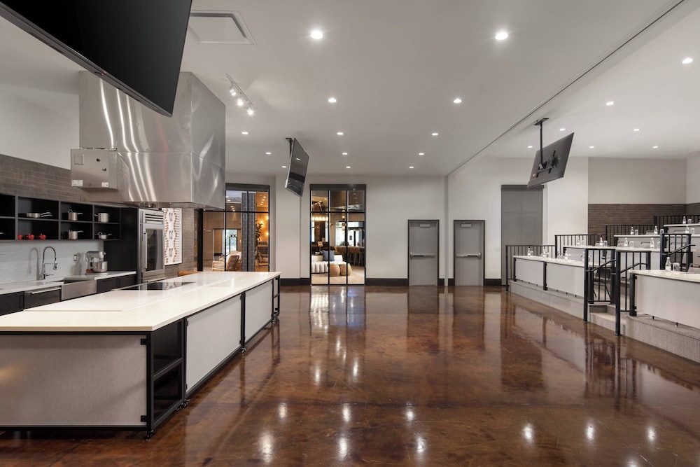 Luminary Hotel & Co. Autograph Hotels - photo 93