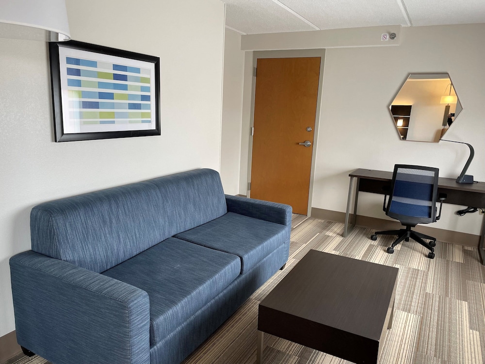 Holiday Inn Express Bluffton at Hilton Head Area an IHG Hotel - photo 4