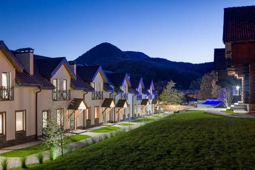 Apartel Villa Shayan — 4-Star Luxury Hotel in Khust, Ukraine