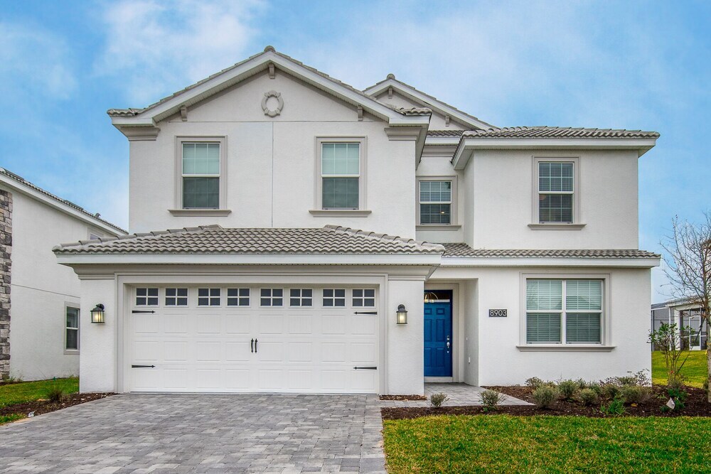 8903sd Champions Gate 6 Bedroom 5 Bathroom Villa — 4-Star Luxury Hotel in Four Corners, United States