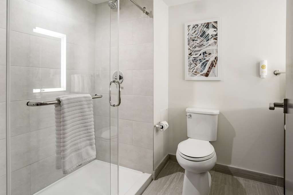 Comfort Inn & Suites Newark Liberty International Airport - photo 27