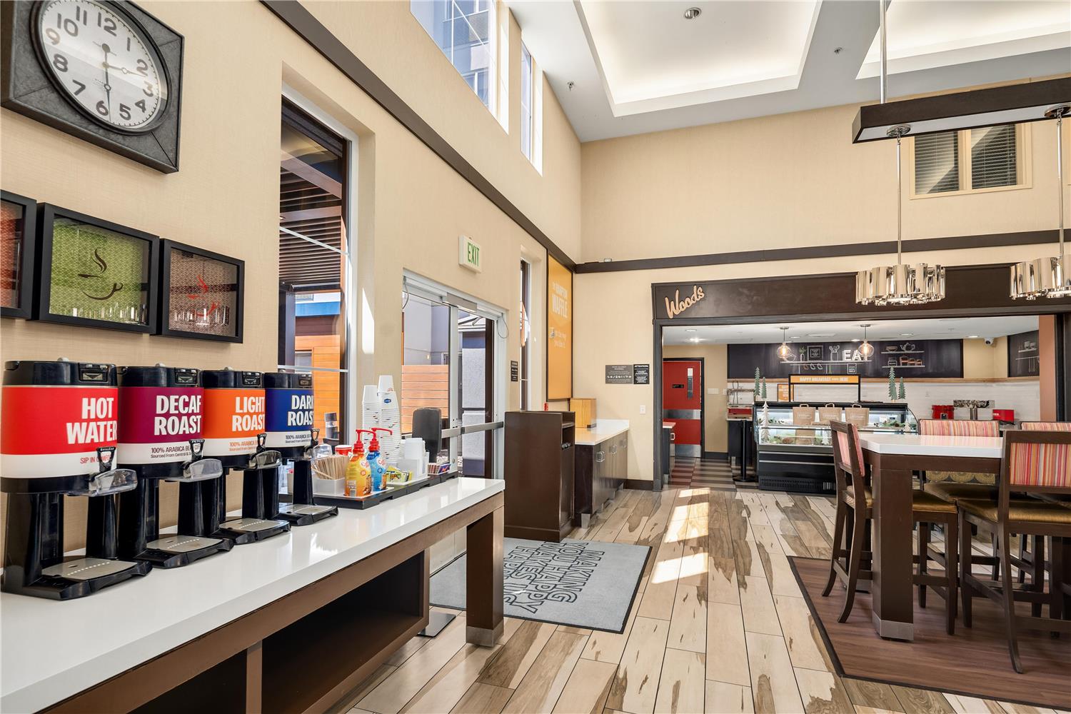 Hampton Inn & Suites Seattle North Lynnwood - photo 12