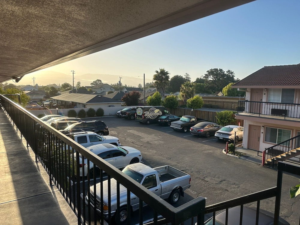 Morganhill Inn Motel - photo 22