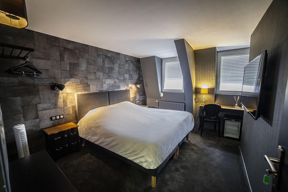 Cit’Hotel B Hotel Brasserie in Bethune, France