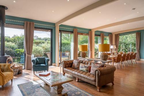 Twenty One in Richmond, United Kingdom