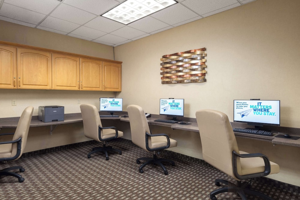 Hampton Inn Kalispell - photo 82