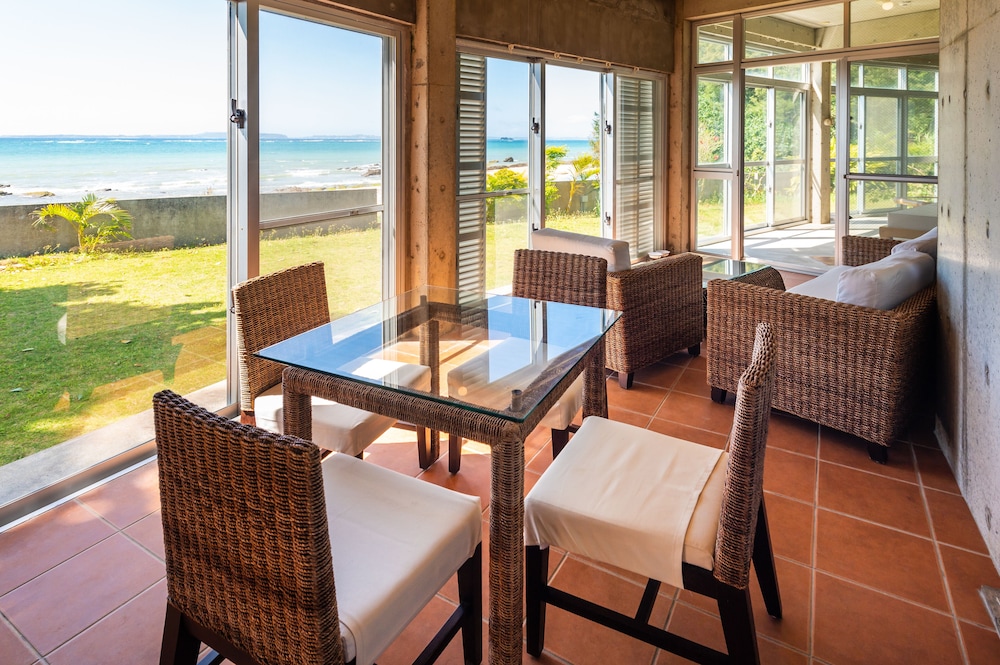Pine House in Ginoza — 4-Star Luxury Hotel in Okinawa, Japan
