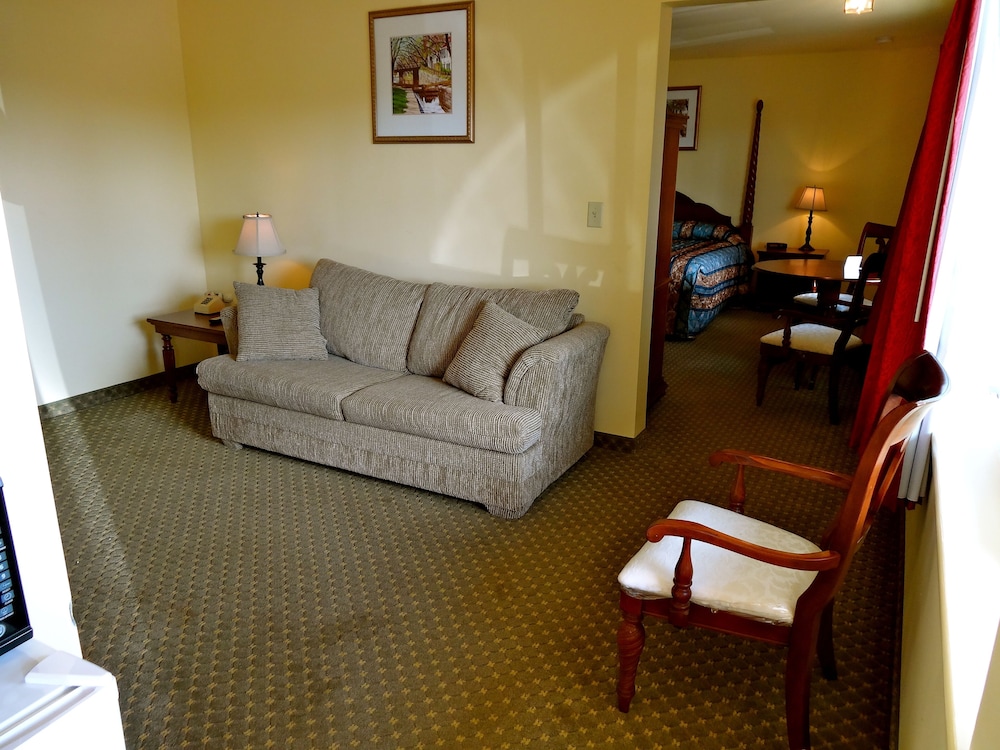 Whispering Pines by Hotel O Whitestone VA - photo 15