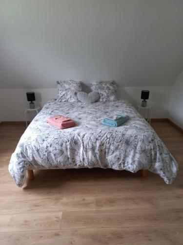En Chemin Vers Etretat — Les Loges