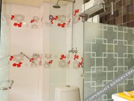 Jinqiao Hotel - carbon neutral hotel in Tonghua