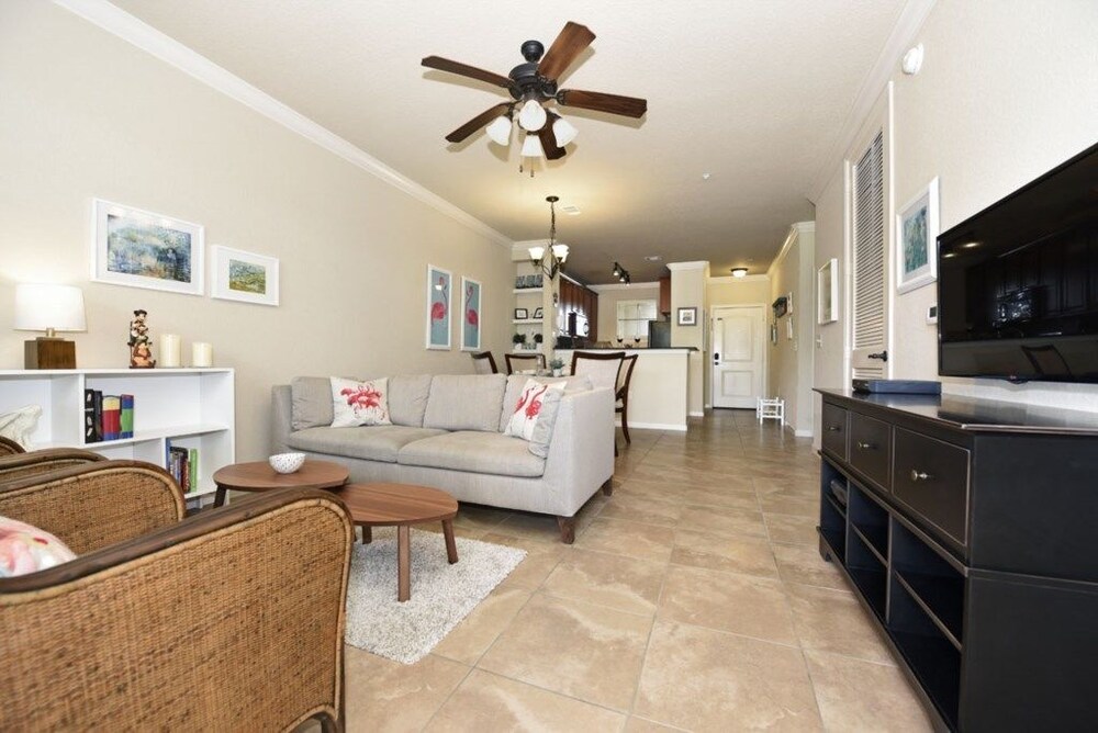 Spacious 2 Bed 2 Bath Condo In Bella Piazza Resort Davenport - photo 8