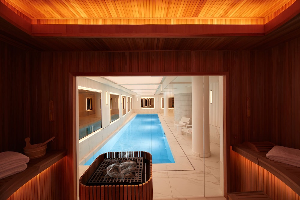 Villa des Prés — 5-Star Luxury Hotel in Paris, France
