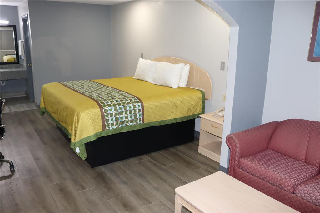 Americas Best Value Inn Cabot - photo 8