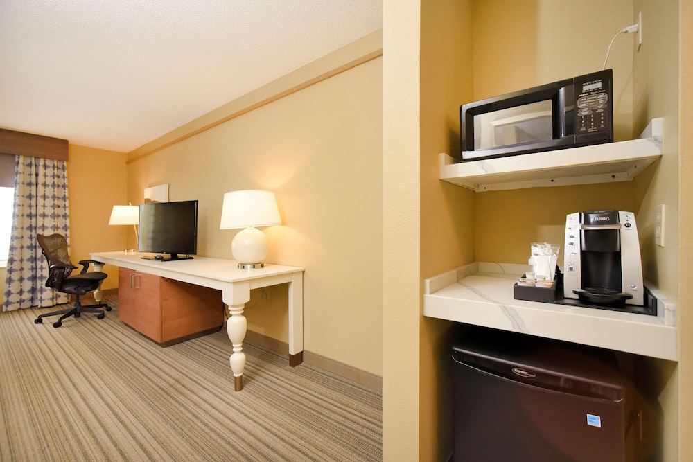 Hilton Garden Inn Saratoga Springs - photo 15