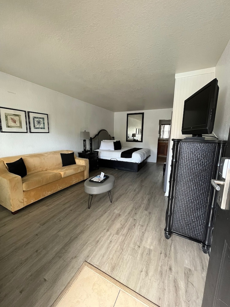 Holiday Isles Resort - photo 25