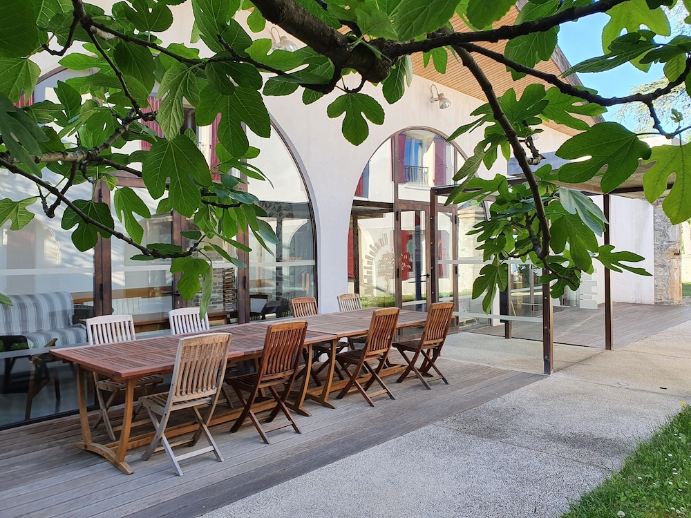 Gîte Les Arches pet-friendly hotel Saint-Andeol-Le-Chateau