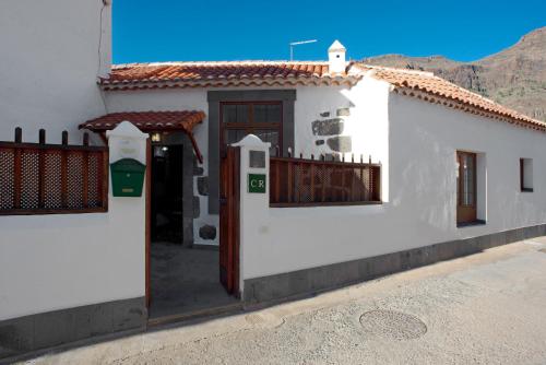 Casa de la Eterna Primavera — 4-Star Luxury Hotel in San Bartolome De Tirajana, Spain