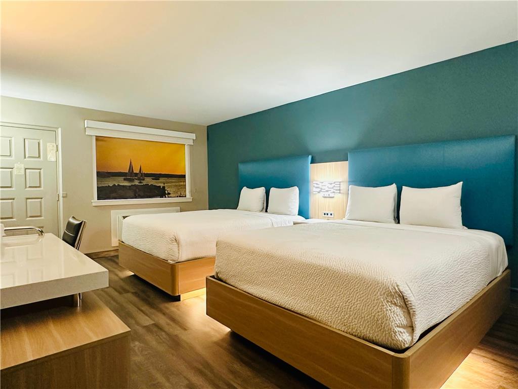 La Quinta Inn by Wyndham Costa Mesa Newport Beach - photo 21
