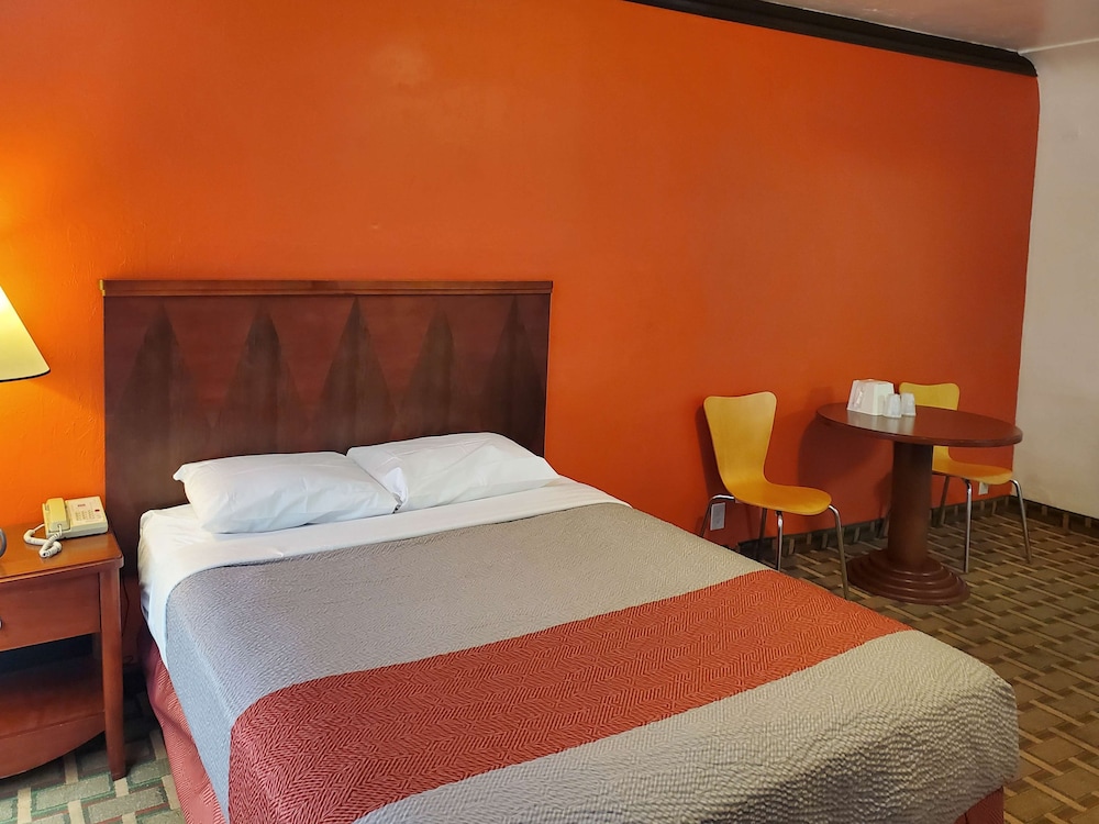 Motel 6 Canon City CO - photo 25