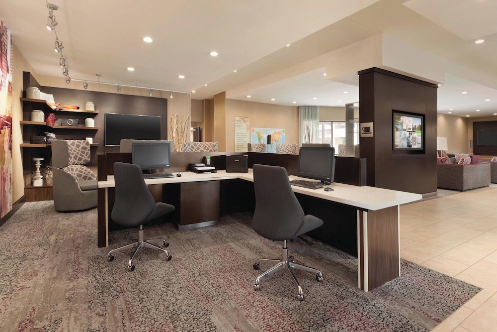 Courtyard by Marriott Charlotte Airport North - photo 17