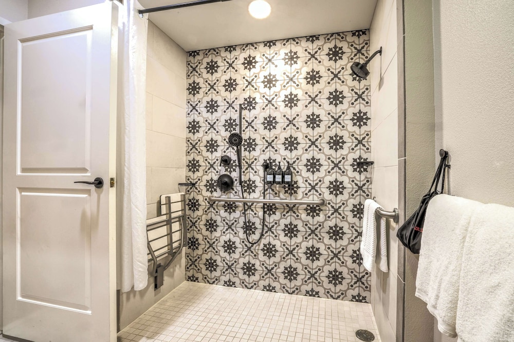 The Lodge at Healdsburg tapestry Collection by Hilton - photo 36