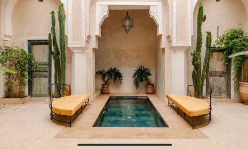 Riad Manzal — 4-Star Luxury Hotel in Marrakesh, Morocco