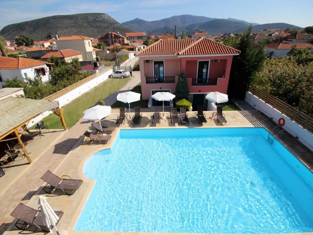 Ann George Resort — hotel in Perama