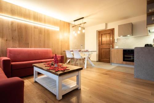 Chalet Ruoibes — 4-Star Luxury Hotel in San Vito, Italy