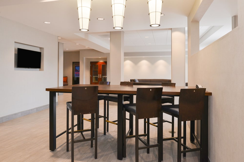 Holiday Inn Poplar Bluff by IHG - photo 64