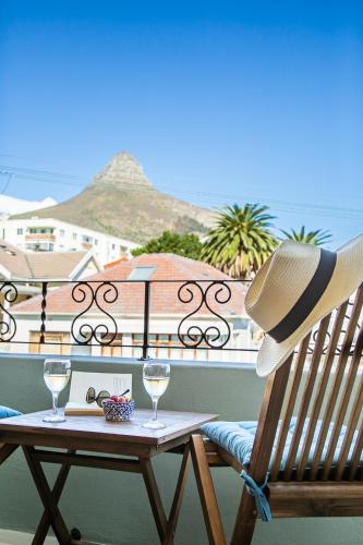 Palm Flats Panoramic Peaks with Mountain View & 350m from sea