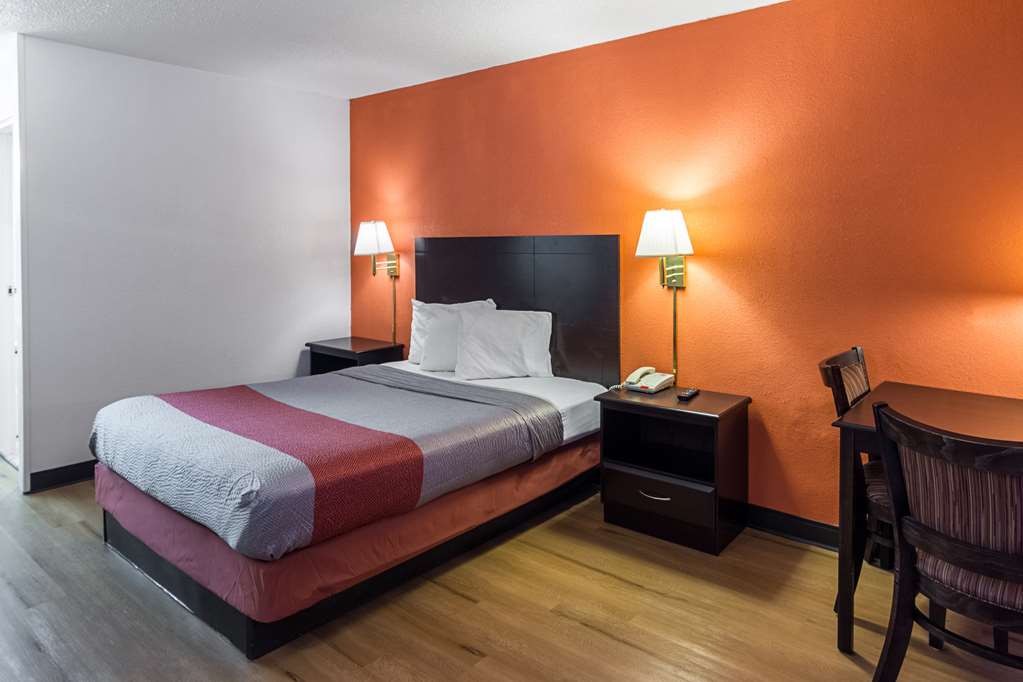 Motel 6 Groton CT Casinos Nearby - photo 11