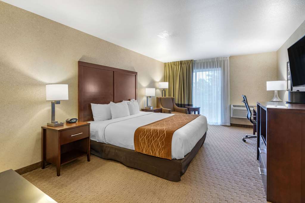 Comfort Inn & Suites Lincoln City - photo 28