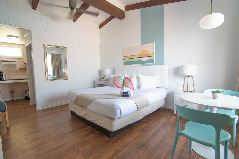 Ocean House Hotel & Motel - photo 23