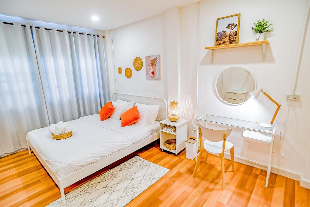 Townhouse center of Old Chiang Mai — 4-Star Luxury Hotel in Chiang Mai, Thailand