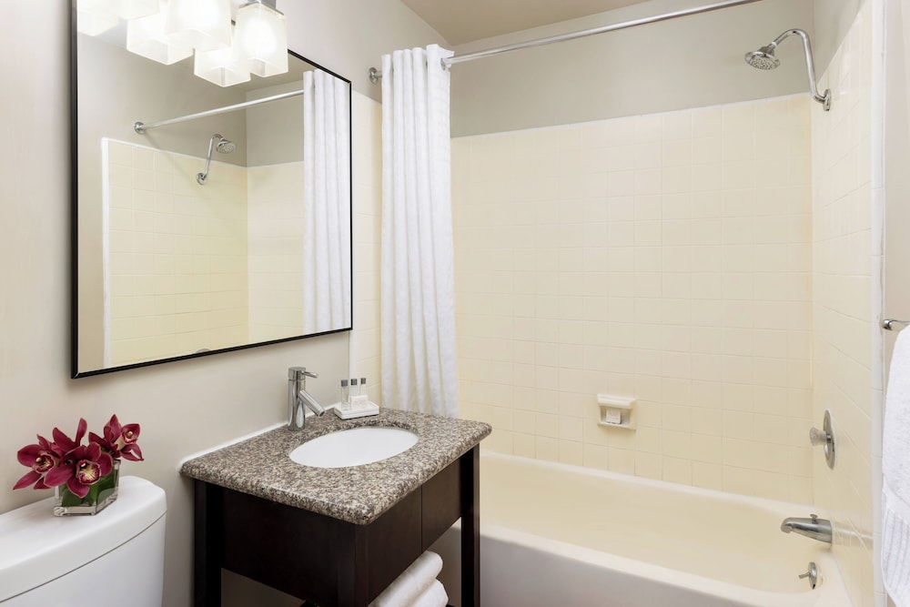 Pacific Edge Hotel - photo 65