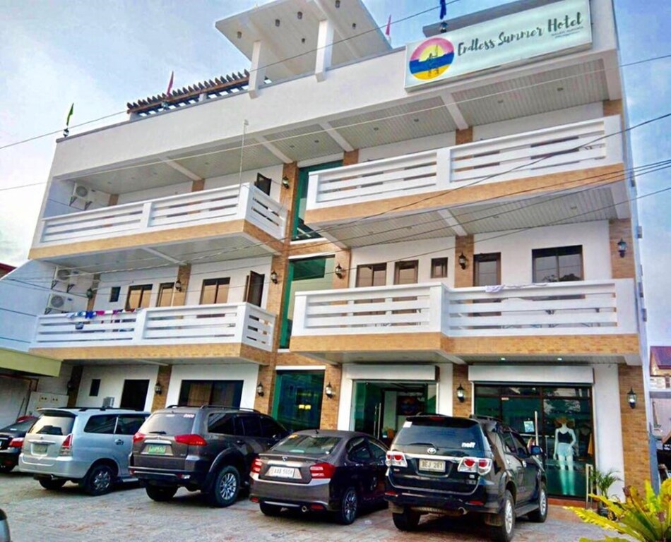 RedDoorz Premium near Museo De Baler