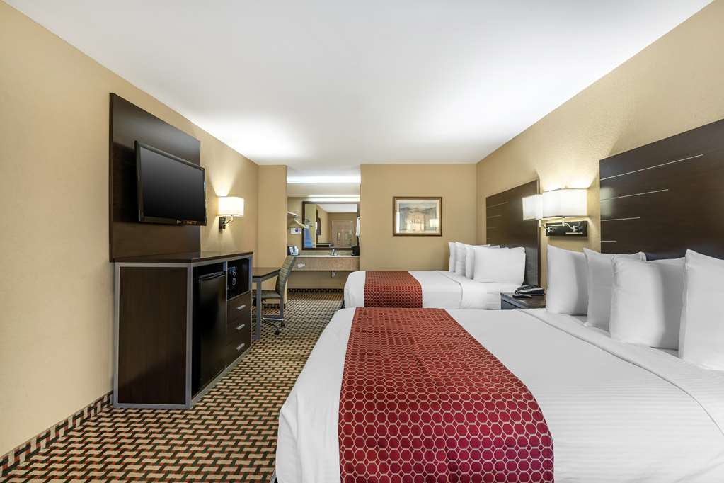 Best Western Bradford Inn - photo 10