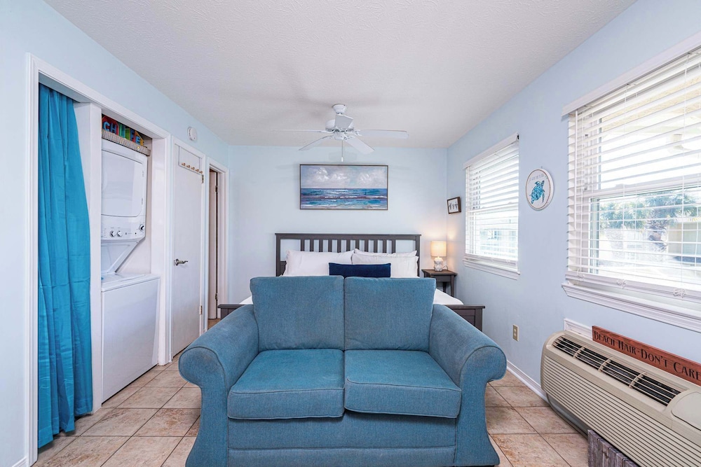 The Turtle Nest Resort Condo w Pool - photo 11