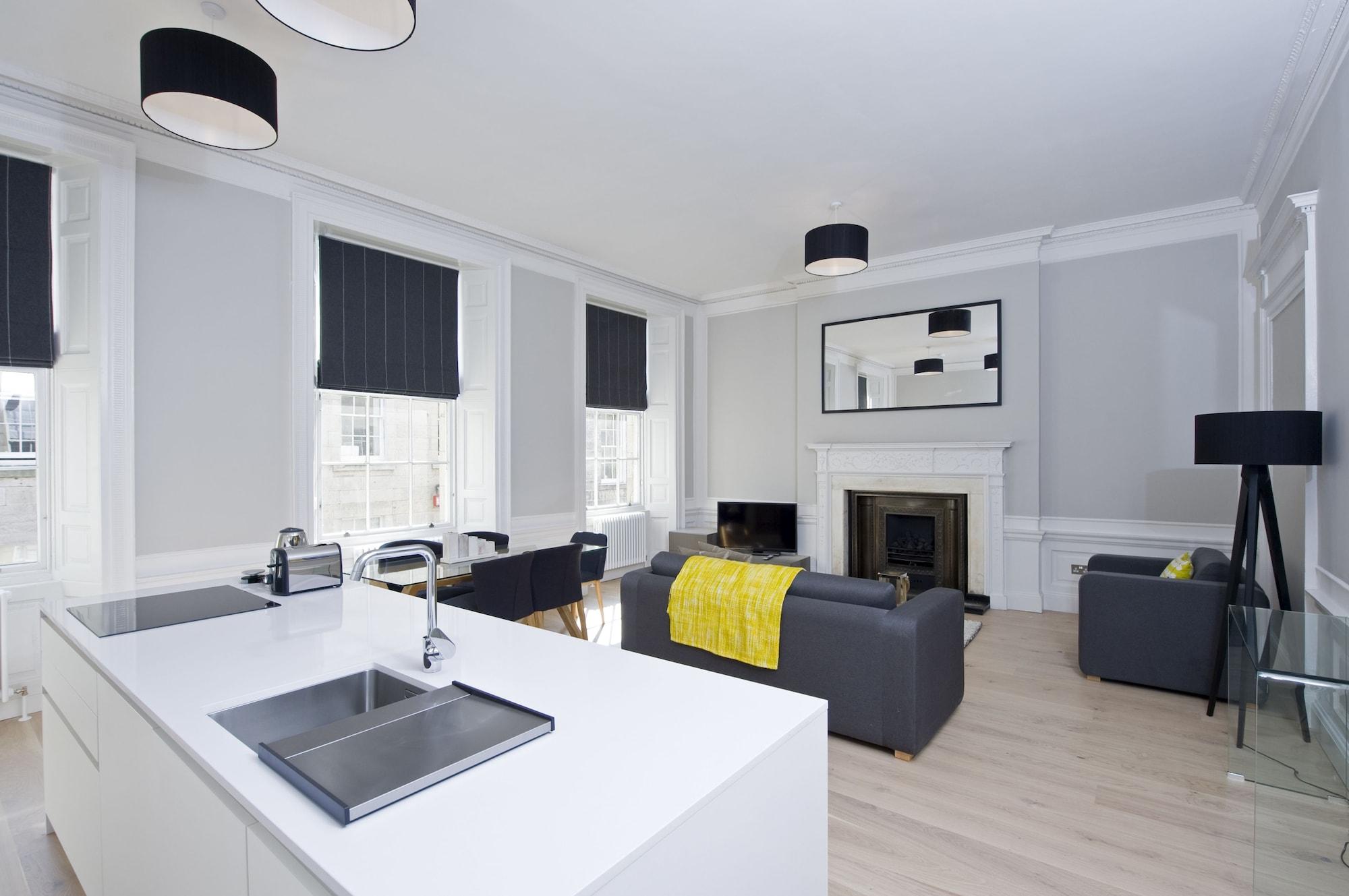 Destiny Scotland Hill Street Apartments — 4-Star Luxury Hotel in Edinburgh, United Kingdom