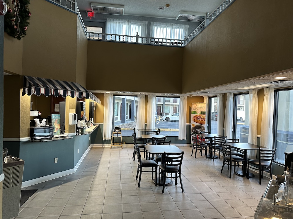 Quality Inn Ashland KY - photo 33