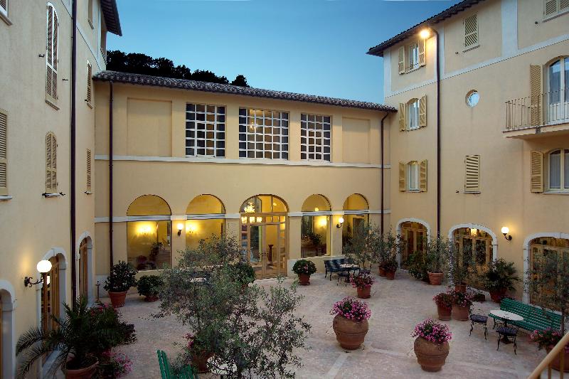 Hotel San Luca — hotel in Spoleto