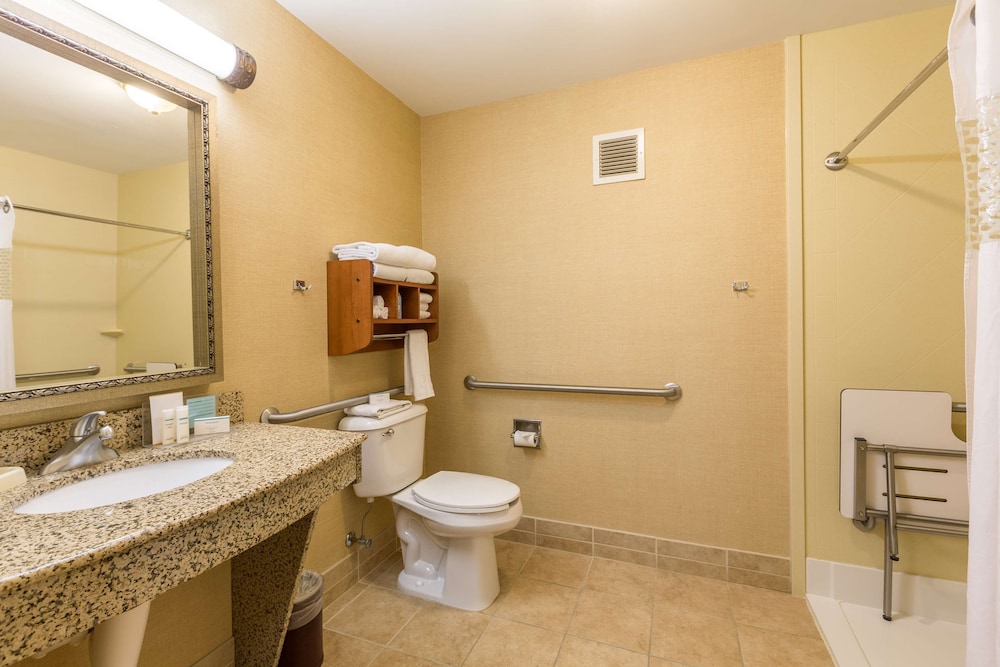 Hampton Inn Sidney - photo 22